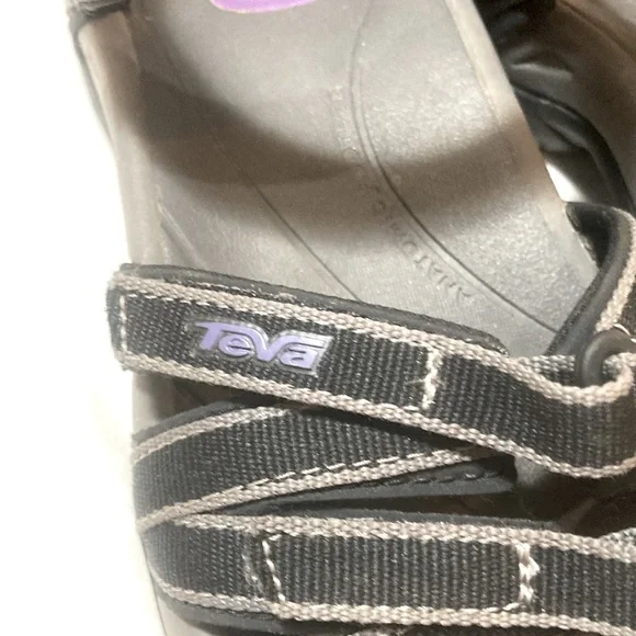 Stylish Black adjustable strap Teva Tierra Sandal 4266 - Picture 5 of 12